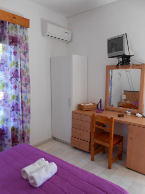 Socrates Studios Acharavi  Room photo